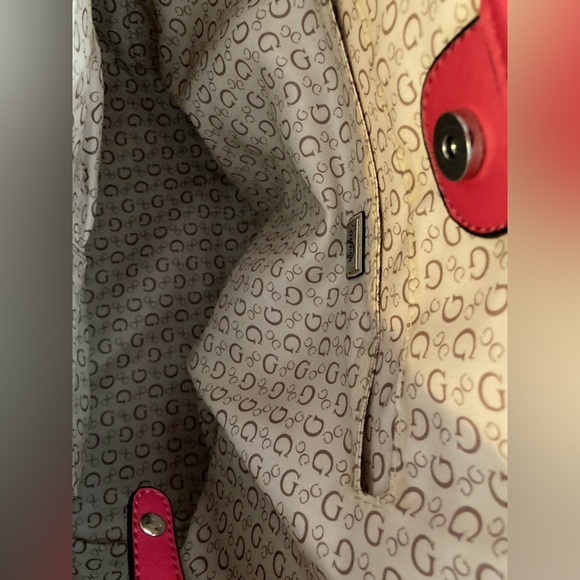 Deadstock Guess dark pink shoulder bag - Picture 5 of 11